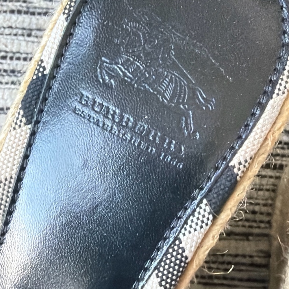 Burberry Nova Check Plaid Espadrille Wedge Sandal Shoes Patent Leather 39 8.5 9 - Picture 2 of 9